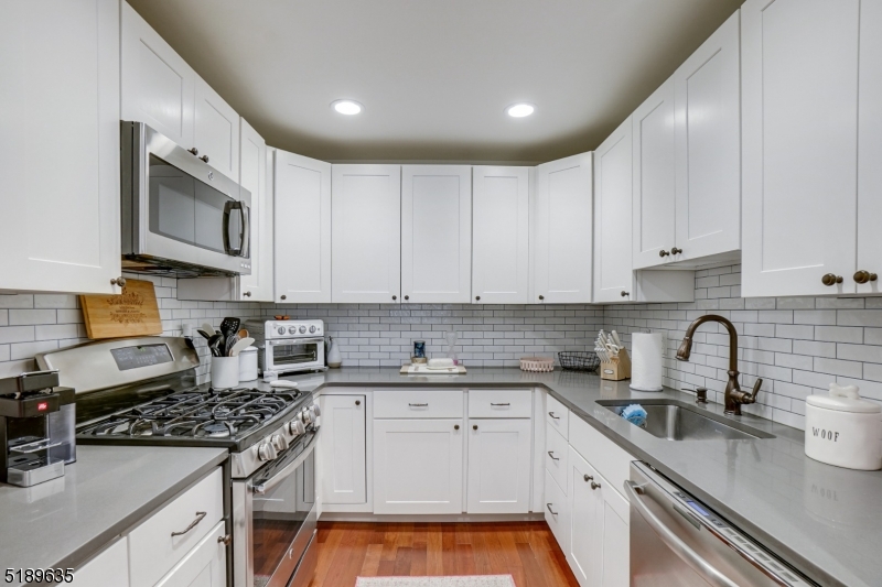 Sutton Woods - Residential