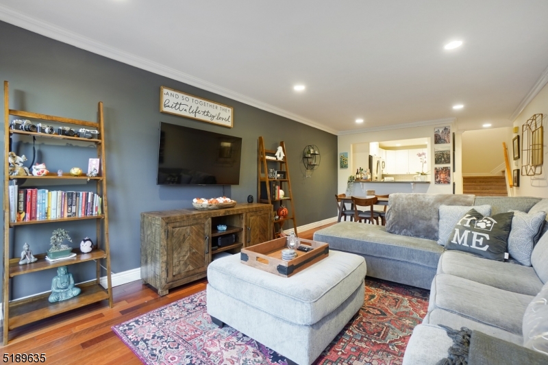 Sutton Woods - Residential
