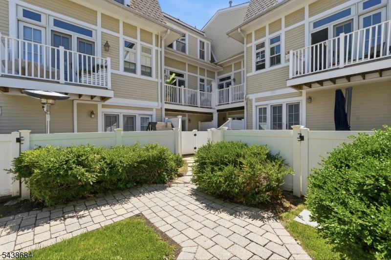 Downtown Montclair - Residential