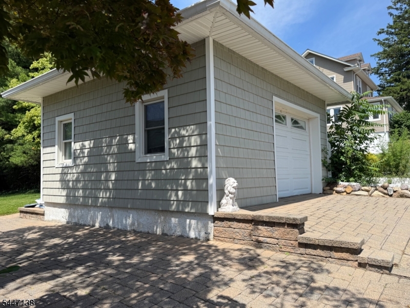 Hill - Residential