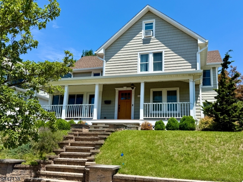 Hill - Residential