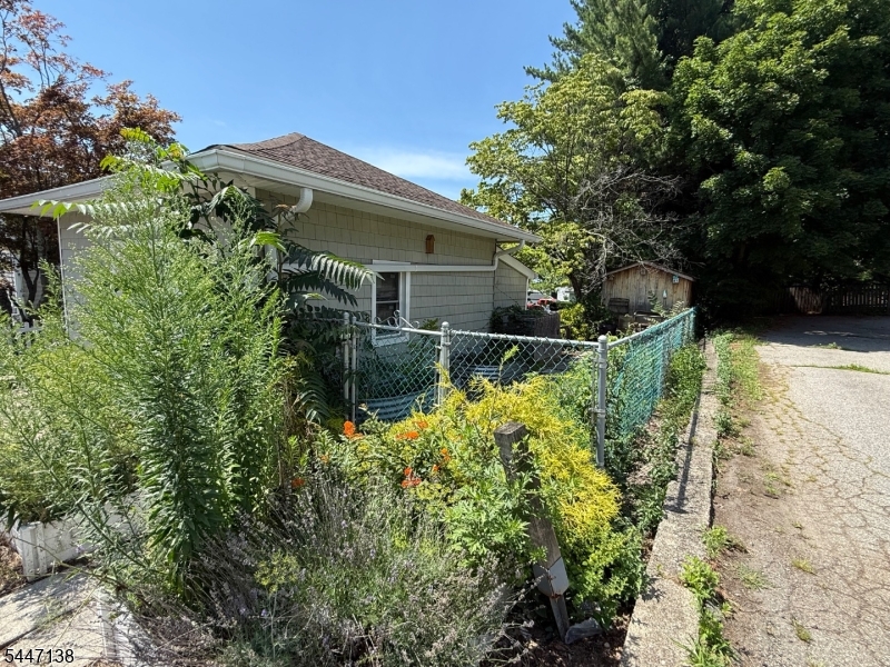 Hill - Residential