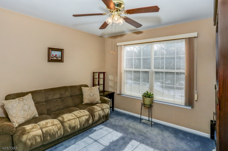 Seasons Glen - Residential