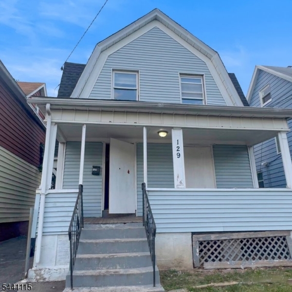 Fixer-Upper Alert: 3-BR Colonial with Huge Upside Calling All Investors, Contractors, and Handypeople! Unleash your creativity and maximize your ROI with this classic three-bedroom Colonial. Featuring a coveted 2-car detached garage and a solid footprint, this property is the ultimate blank canvas waiting for your vision. The home requires substantial repairs and cosmetic updates, making it a rare, high-margin opportunity to get in on the ground floor, build massive sweat equity, or execute a profitable flip. This property is an ideal match for optimal financing since it qualifies for renovation loans or cash buyers. Best of all, you will experience zero holding friction because the home is completely vacant and immediately available for a fast closing. Logistics are as easy as it gets it is on a lockbox and incredibly easy to show, allowing you to bring your contractor and walk through today. Properties with this much raw potential don't stay on the market long. Grab your toolbelt and secure your next project before someone else does! Bring your flashlight.