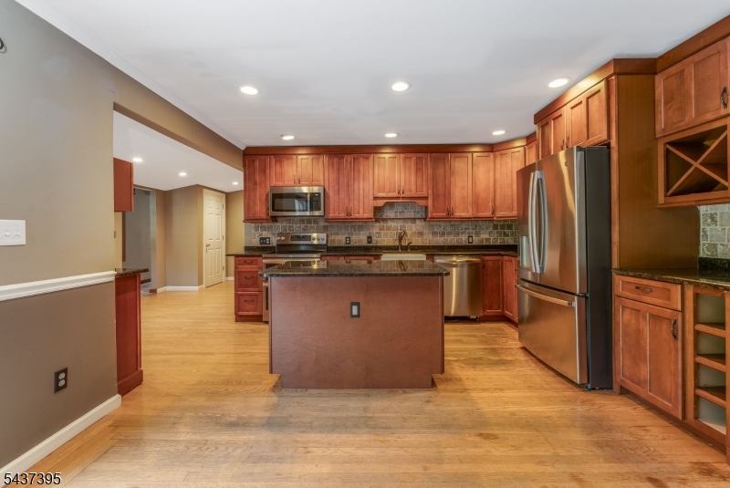 Country Club Estates - Residential