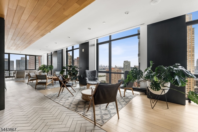 Downtown - Residential