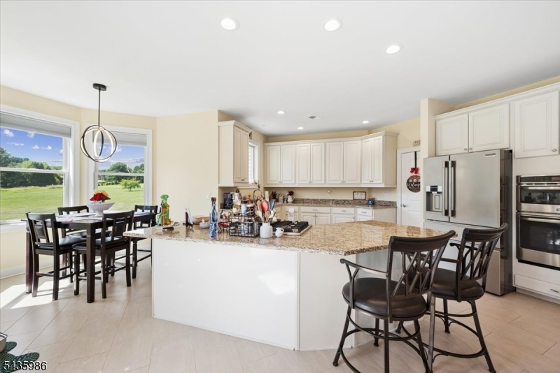 Signature Estates - Residential