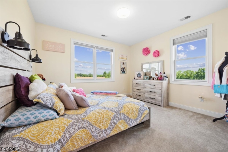 Signature Estates - Residential