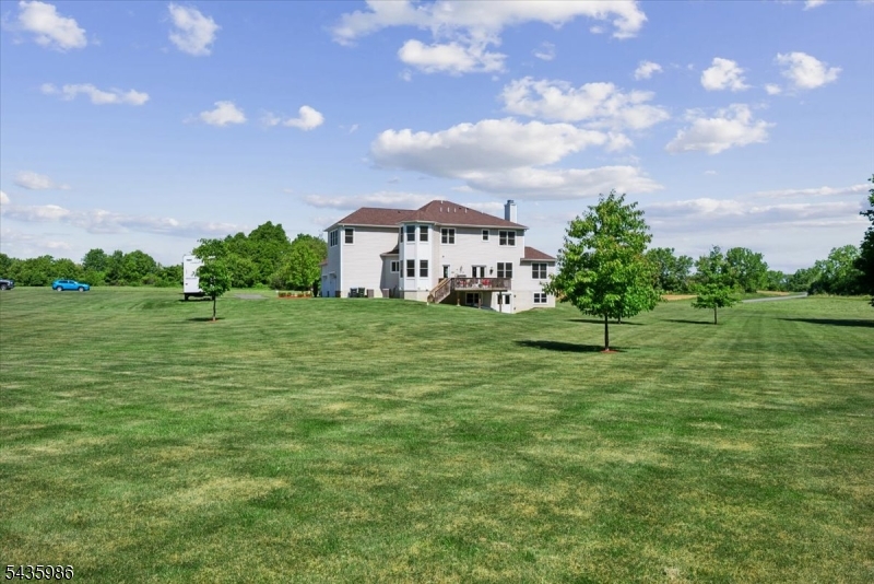 Signature Estates - Residential