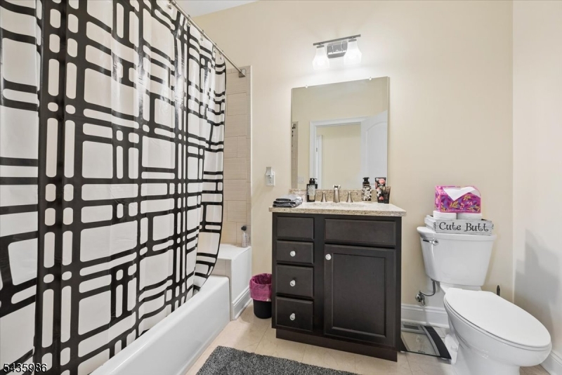 Signature Estates - Residential