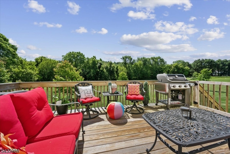 Signature Estates - Residential