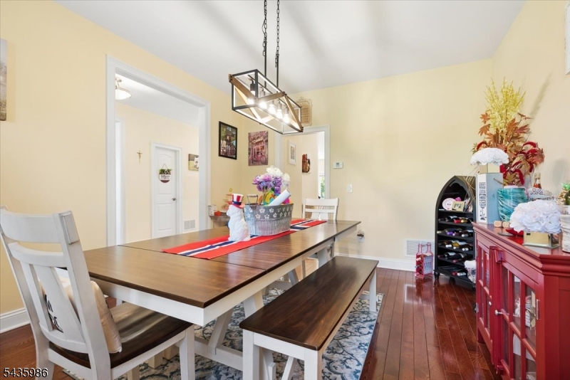 Signature Estates - Residential