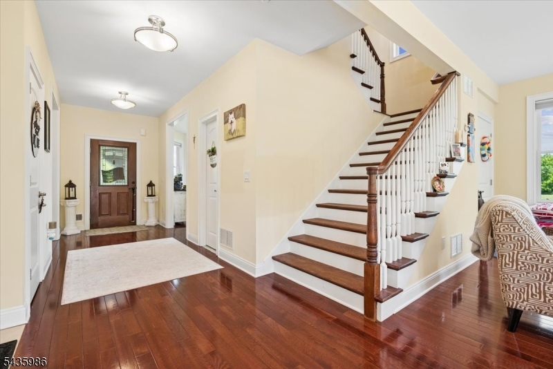 Signature Estates - Residential