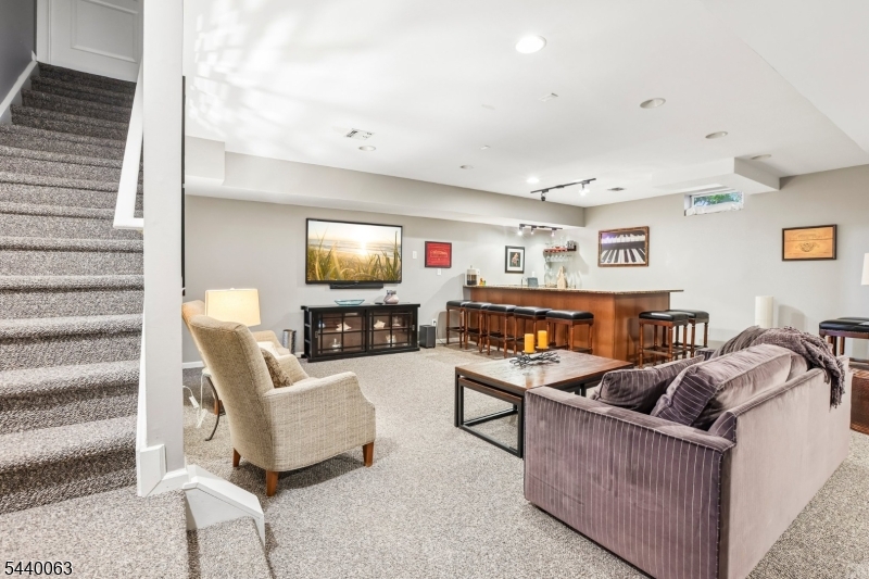 THE GRANDE - Residential
