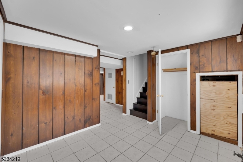 Hastings Square - Residential