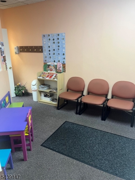 Crosspointe Condo Assoc - Commercial Lease