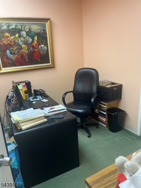 Crosspointe Condo Assoc - Commercial Lease
