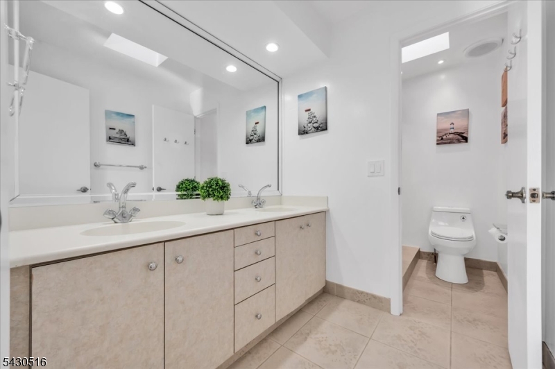 Sunset Ridge - Residential