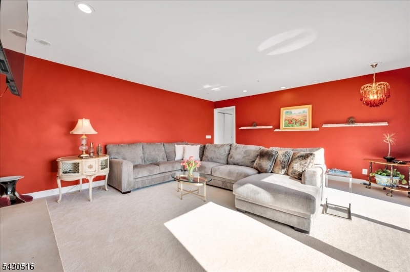 Sunset Ridge - Residential