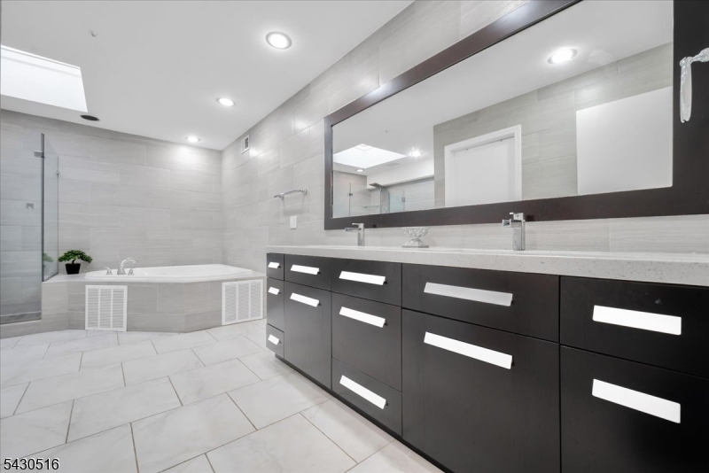 Sunset Ridge - Residential