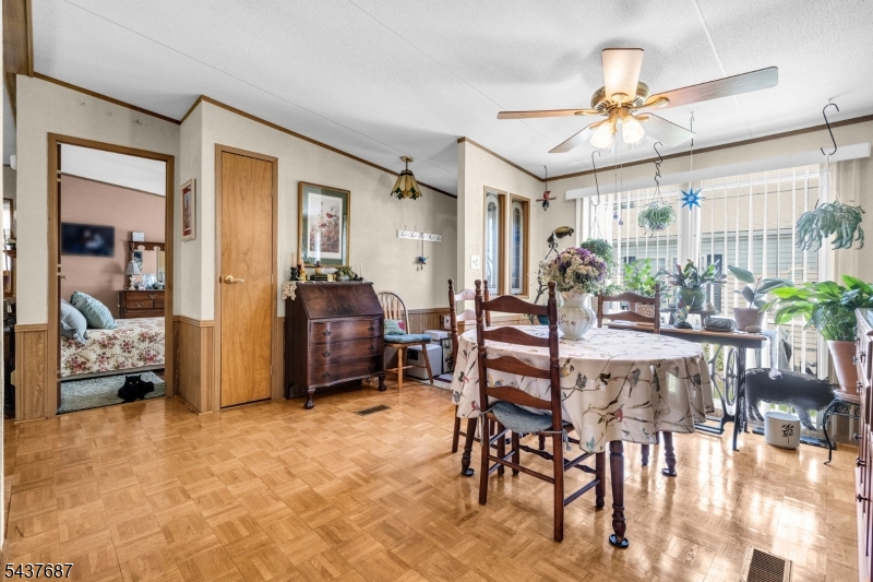 COUNTRY VIEW VILLAGE - Residential