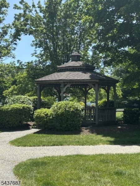 COUNTRY VIEW VILLAGE - Residential