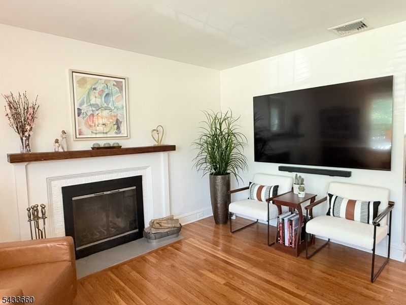 Flat - Residential