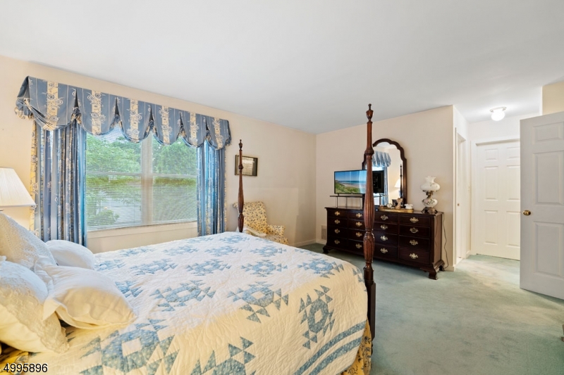 Woodcrest - Residential