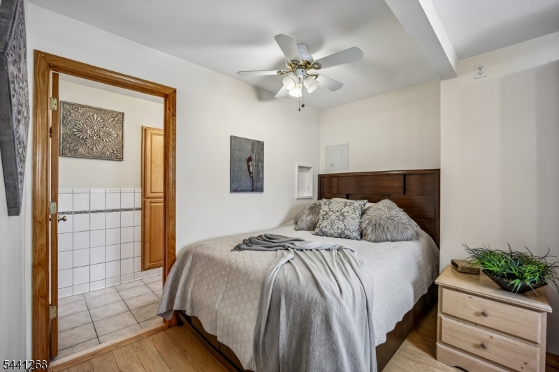 Lake Hiawatha - Residential