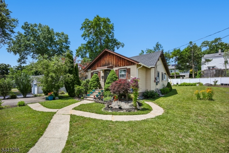 Lake Hiawatha - Residential