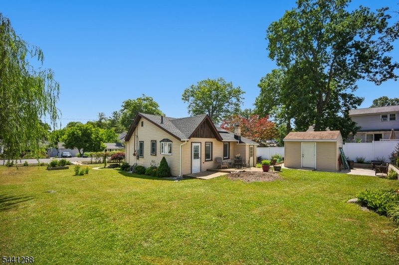 Lake Hiawatha - Residential