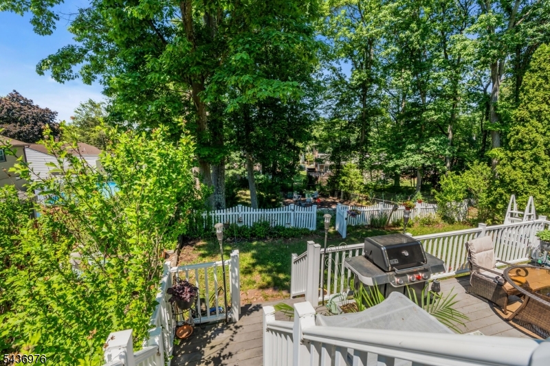WHITE MEADOW LAKE - Residential