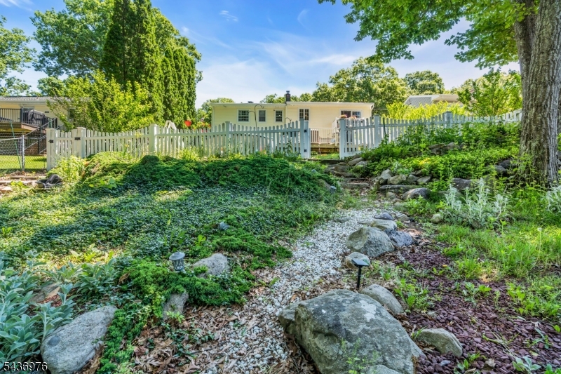 WHITE MEADOW LAKE - Residential