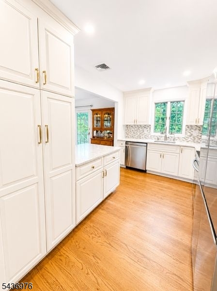 WHITE MEADOW LAKE - Residential