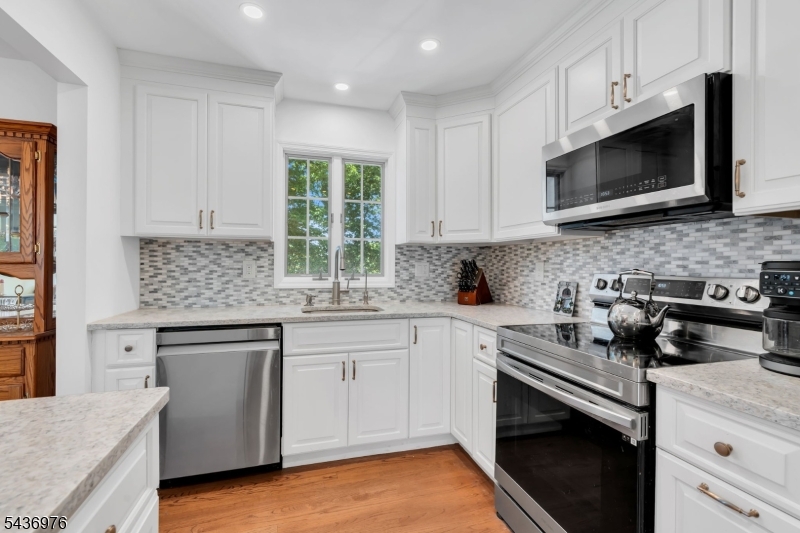 WHITE MEADOW LAKE - Residential