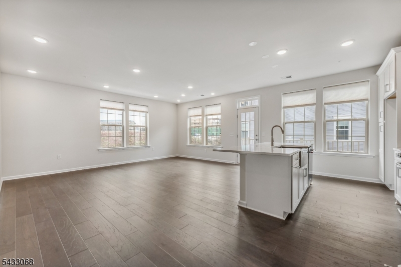 Somerville Station - Residential Lease