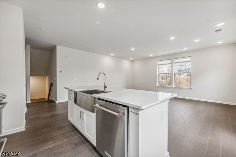Somerville Station - Residential Lease