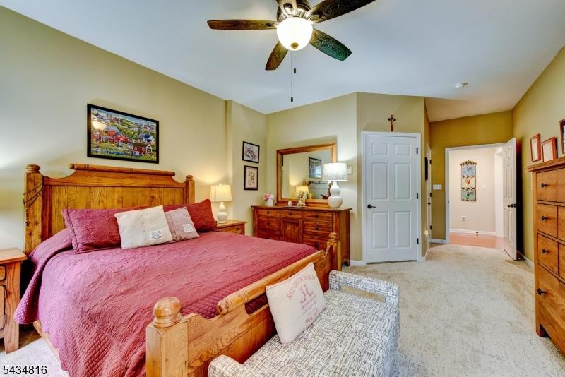 Hearthstone of Hillsborough - Residential