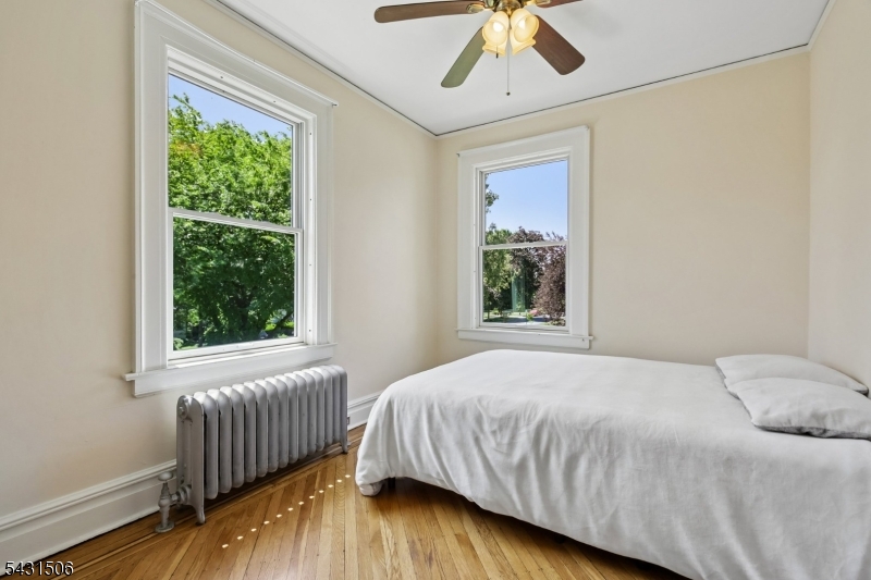 TUXEDO PARK - Residential