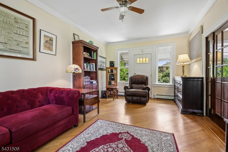TUXEDO PARK - Residential