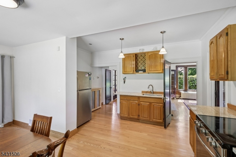TUXEDO PARK - Residential