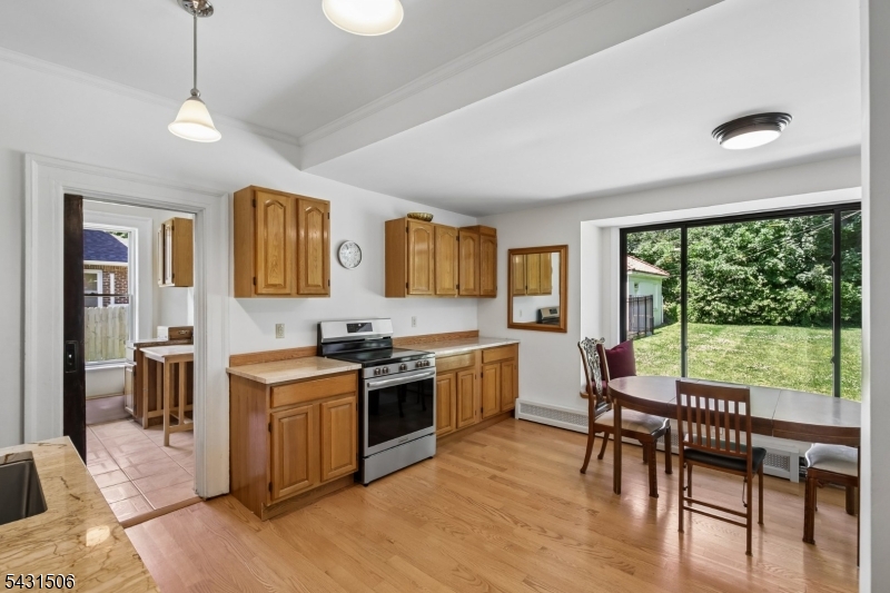 TUXEDO PARK - Residential