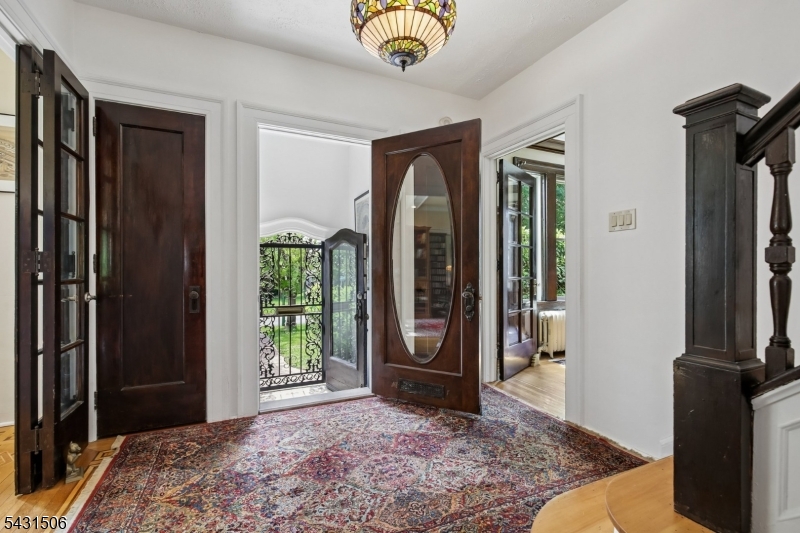 TUXEDO PARK - Residential