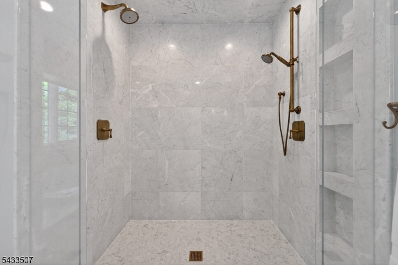 Barton Hollow Estates - Residential