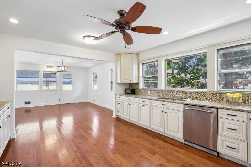Lake Hopatcong - Davis Cove - Residential