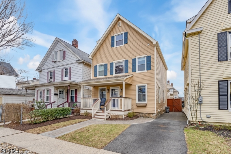 Immaculate 3-bedroom, 2.1 home in the heart of Morristown! First floor has an open floor plan with a living room/dining room that opens to the kitchen. The updated kitchen has stainless steel appliances: refrigerator, gas stove/oven, microwave and dishwasher. Convenient walk-in Pantry with laundry hook-up, a mudroom, and a powder room. Upstairs are three bedrooms and two full baths, with one bath en suite to the primary bedroom. The third floor is a bright, open loft space that can be used for a home office, playroom or additional living space. The home offers a large covered front porch. The fully fenced backyard is a beautiful oasis in Downtown Morristown with a patio space. Lower level has storage space and laundry area. Enjoy this turnkey home in the heart of everything that Morristown has to offer.