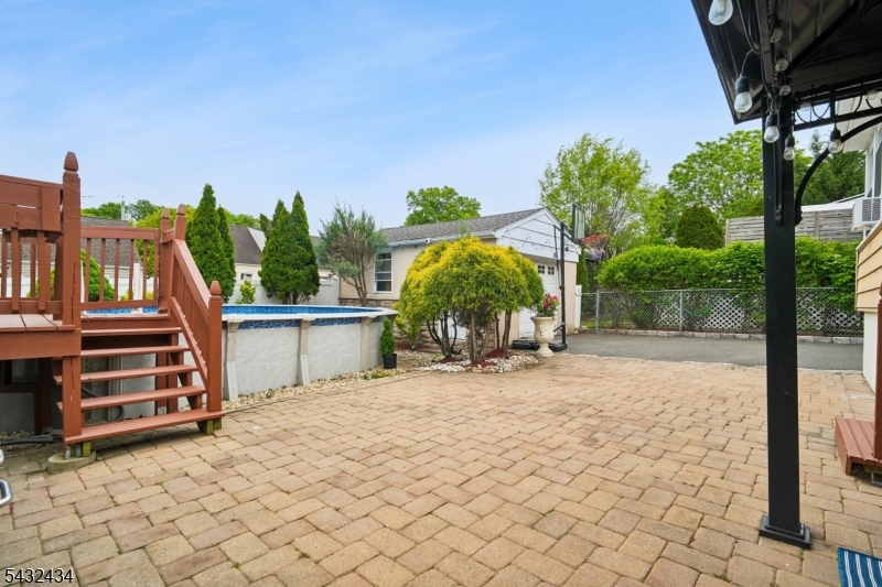Oakview - Residential