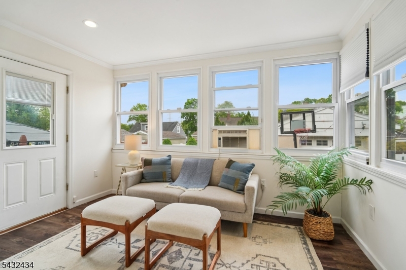 Oakview - Residential