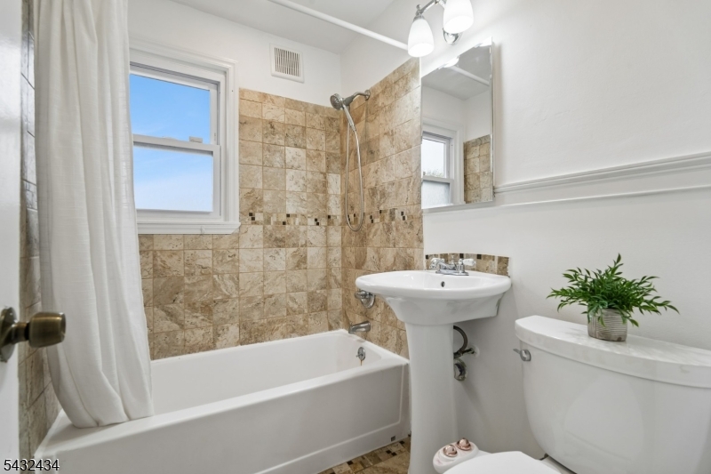 Oakview - Residential