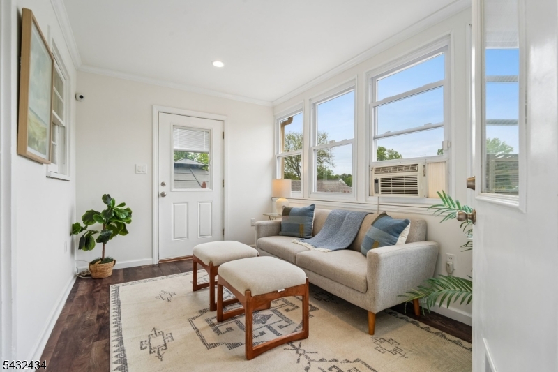 Oakview - Residential